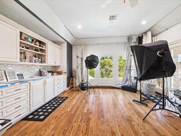 11902 Louvre Court, Houston TX 77082