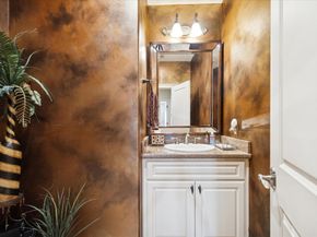 11902 Louvre Court, Houston TX 77082