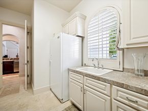 11902 Louvre Court, Houston TX 77082