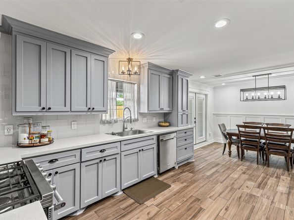 515 Foxglove Lane, Houston TX 77076