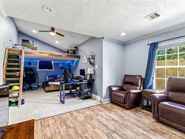 515 Foxglove Lane, Houston TX 77076