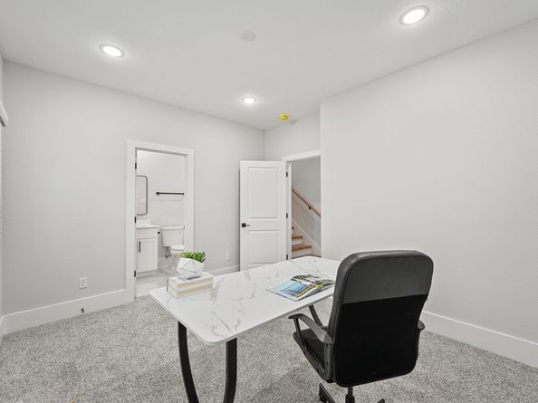 4816 Cochran Street, Houston TX 77009