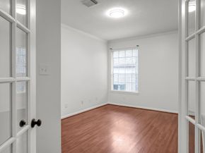 39 E Honey Grove Place, The Woodlands TX 77382