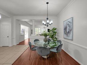 39 E Honey Grove Place, The Woodlands TX 77382