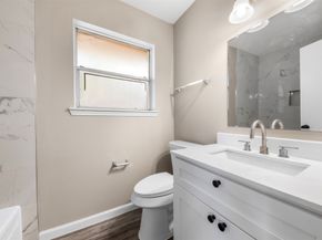 9627 Glenwood Forest Drive, Houston TX 77078