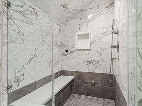 10106 Meadow Lake Lane, Houston TX 77042