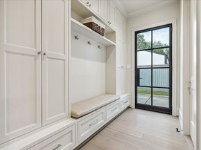 10106 Meadow Lake Lane, Houston TX 77042