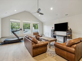 10106 Meadow Lake Lane, Houston TX 77042