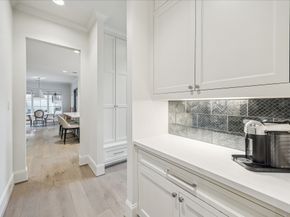 10106 Meadow Lake Lane, Houston TX 77042