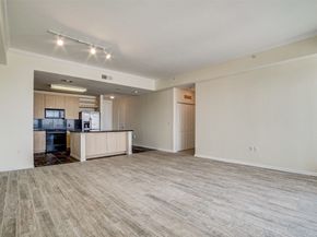 3505 Sage Road 2403, Houston TX 77056