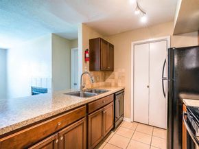 3900 Woodchase Drive 63, Houston TX 77042