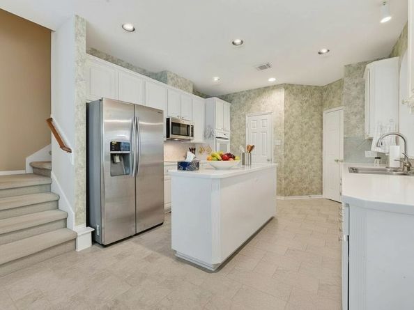 14 Broadweather Place, The Woodlands TX 77382