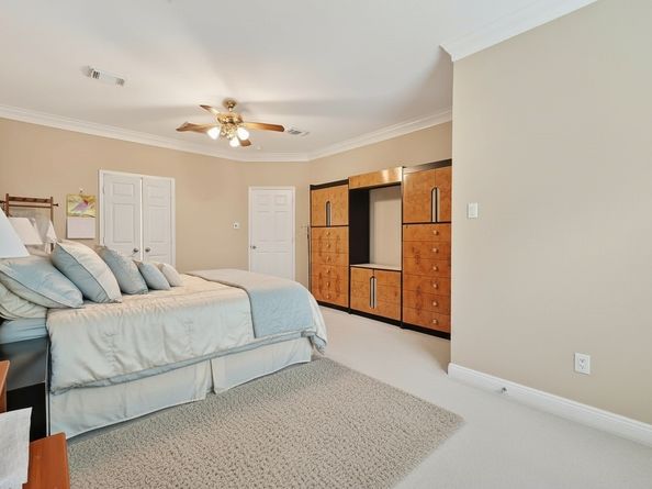 14 Broadweather Place, The Woodlands TX 77382