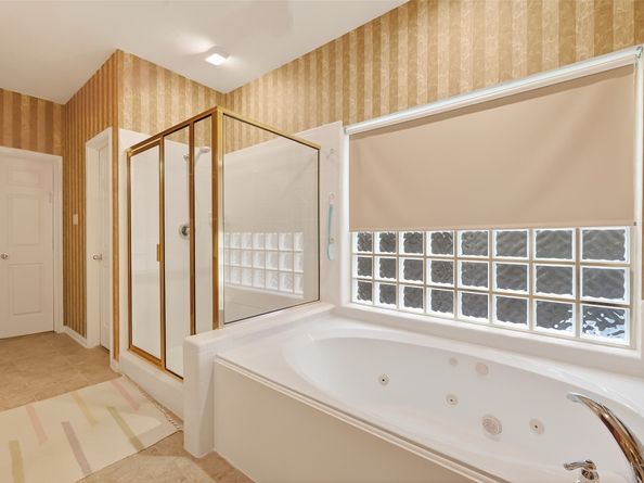 14 Broadweather Place, The Woodlands TX 77382