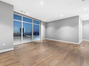4521 San Felipe Street 2601, Houston TX 77027