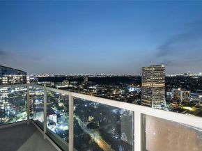 4521 San Felipe Street 2601, Houston TX 77027