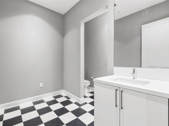 4521 San Felipe Street 2601, Houston TX 77027