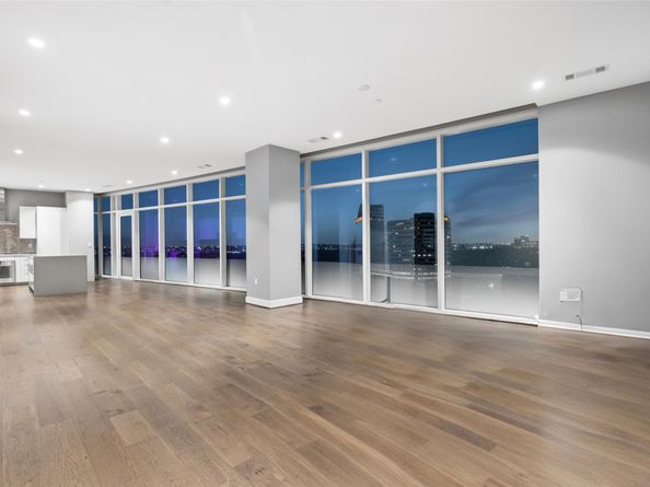 4521 San Felipe Street 2601, Houston TX 77027