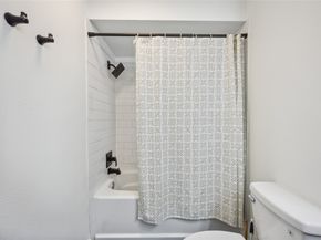 3520 Mount Vernon Street, Houston TX 77006