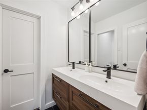 3520 Mount Vernon Street, Houston TX 77006