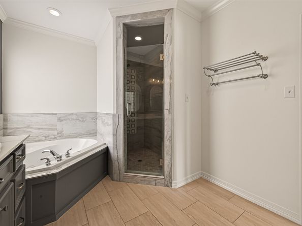 1408 W 25th Street, Houston TX 77008