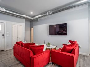 2518 Cleburne Street, Houston TX 77004