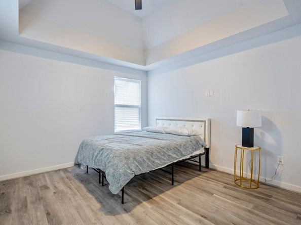 2518 Cleburne Street, Houston TX 77004