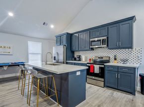 2518 Cleburne Street, Houston TX 77004