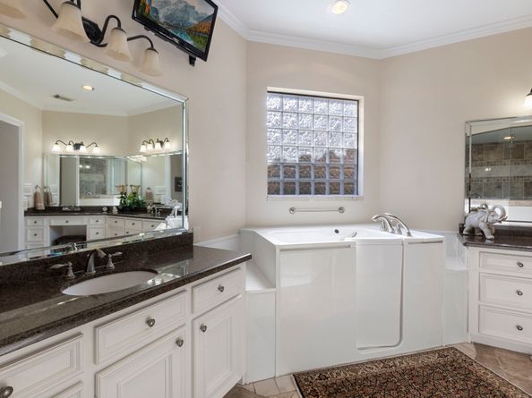 3034 Serena Vista Way, Houston TX 77068