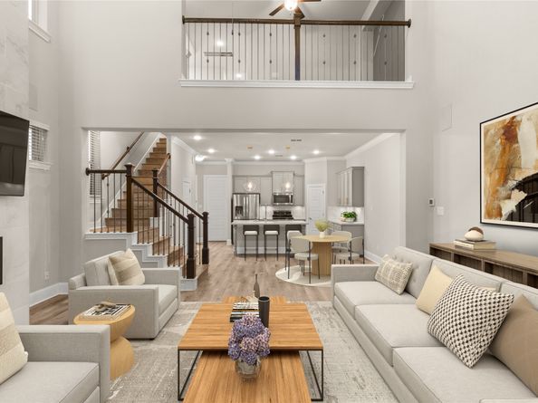 1002 Shepherd Oaks Drive, Houston TX 77018