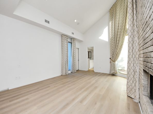 10743 Boardwalk Street, Houston TX 77042