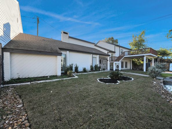 10743 Boardwalk Street, Houston TX 77042