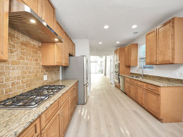 10743 Boardwalk Street, Houston TX 77042