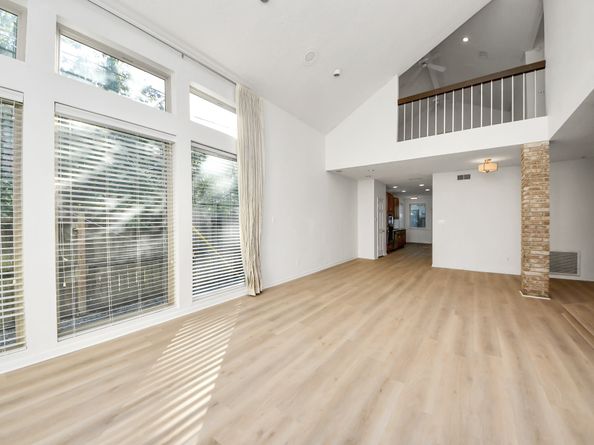 10743 Boardwalk Street, Houston TX 77042