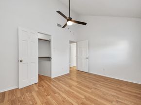 10743 Boardwalk Street, Houston TX 77042