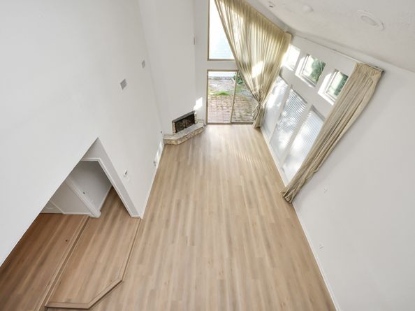 10743 Boardwalk Street, Houston TX 77042