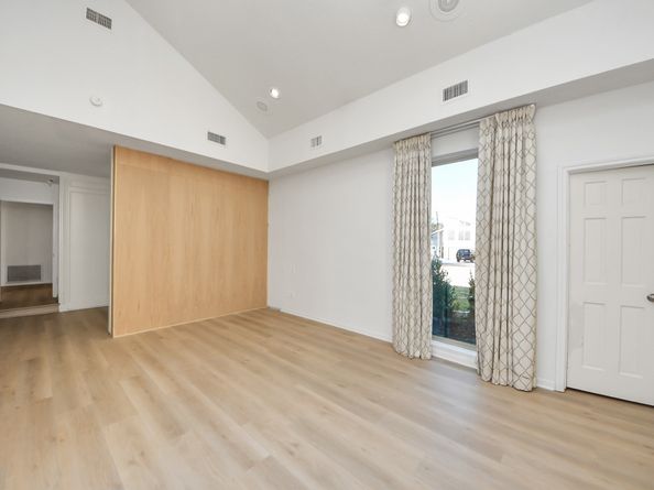 10743 Boardwalk Street, Houston TX 77042