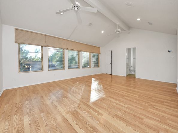 10743 Boardwalk Street, Houston TX 77042