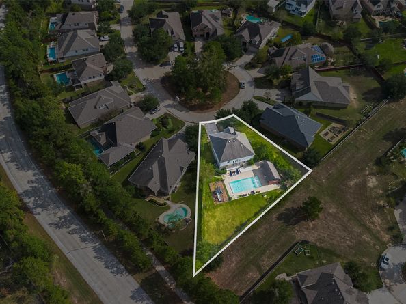 114 Buck Trail Place, Spring TX 77389