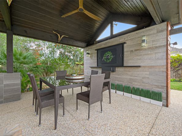 114 Buck Trail Place, Spring TX 77389