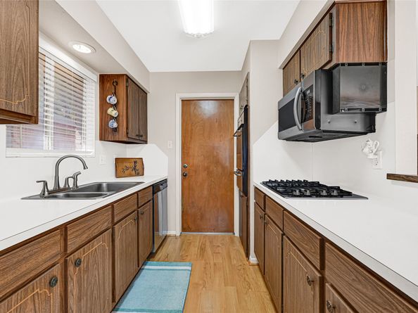 1119 Glen Echo Drive, Houston TX 77088