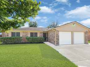 1119 Glen Echo Drive, Houston TX 77088