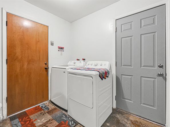 1119 Glen Echo Drive, Houston TX 77088