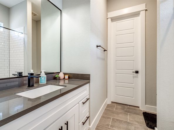 4804 Gano Street C, Houston TX 77009