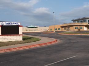 812 Battenburg Trail, Pflugerville TX 78660