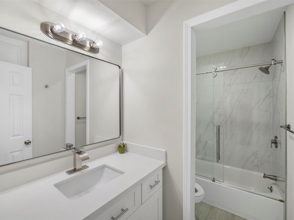 16519 Gaeldom Lane, Houston TX 77084