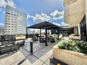 2016 Main Street 1501, Houston TX 77002