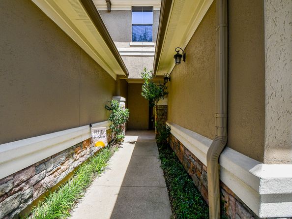 4212 Stonebridge Drive, Missouri City TX 77459