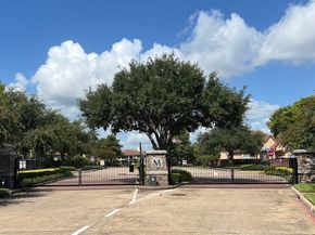 4212 Stonebridge Drive, Missouri City TX 77459