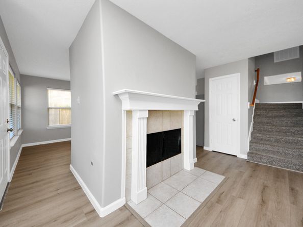 2438 Glenholly Park Drive, Sugar Land TX 77498